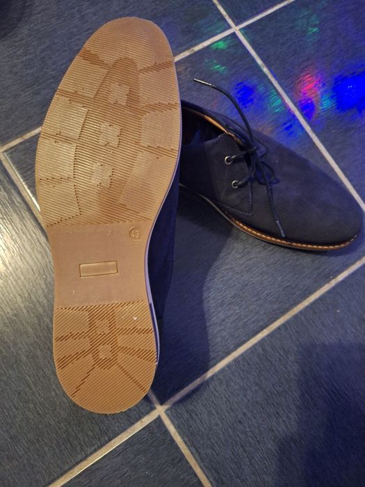 Sapatos Azuis Novos