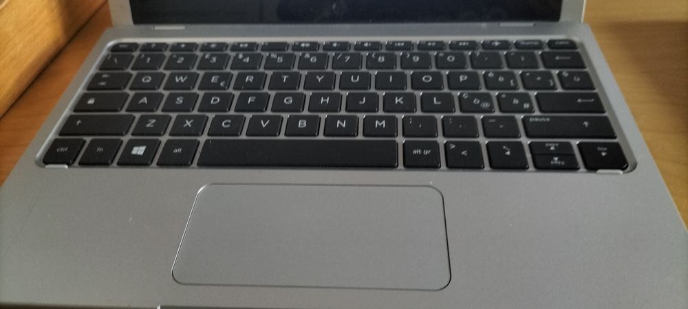 Portátil super leve HP X2, com excelentes características64751899272323121