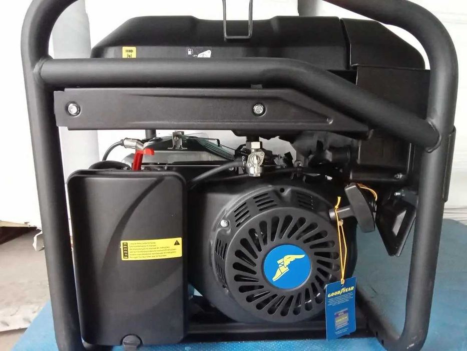 Генератор бензиновый Goodyear GY 5500E (5,5 кВт, электростартер, АВР)