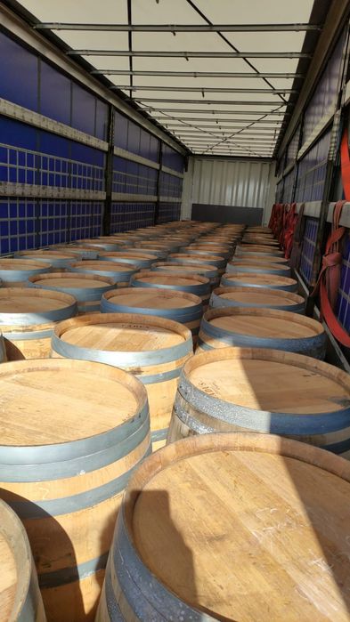 Lotes barricas 225L em madeira de carvalho