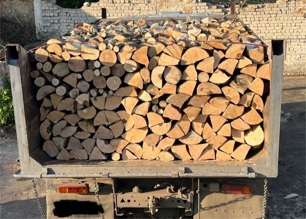 Продаж рубаних дров твердих порід з доставкою