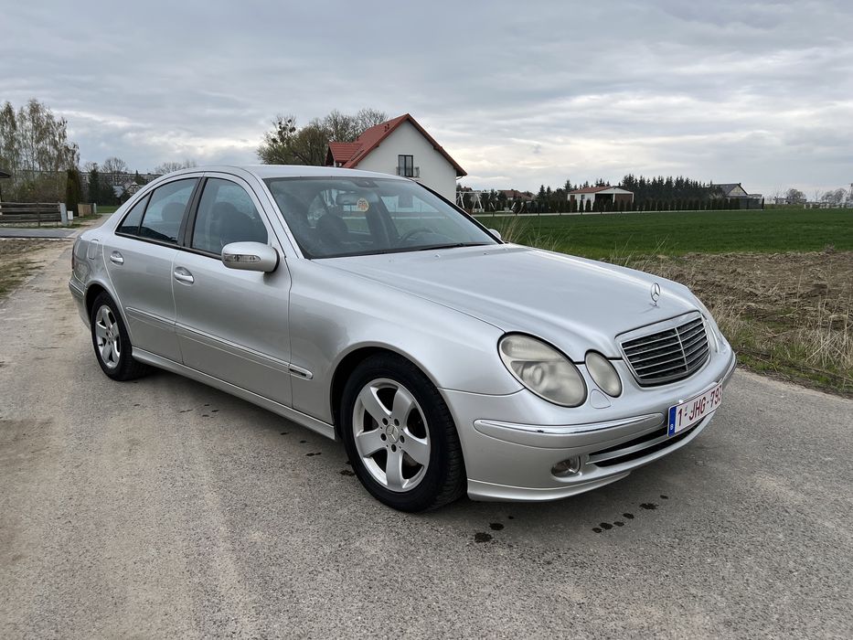 Częsci Mercedes benz w211 2,7 cdi manual cały na części. Kod lak 744