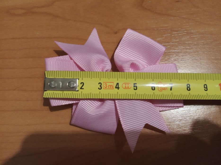Vende-se 20 laços para cabelo