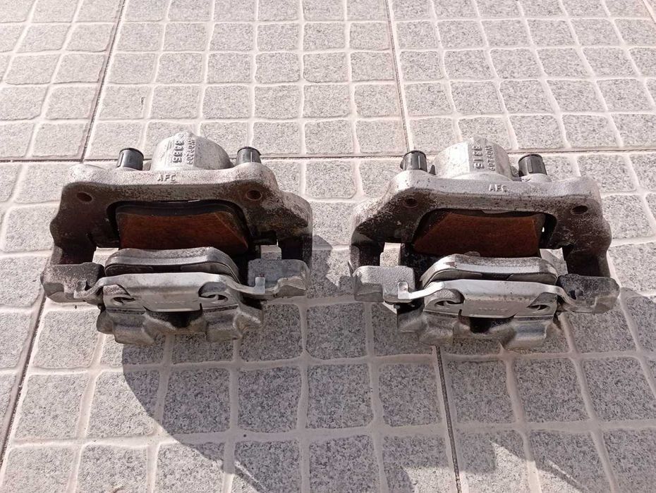 2x Pinças frente BMW Serie 3 F30, F31, F34 e F35
