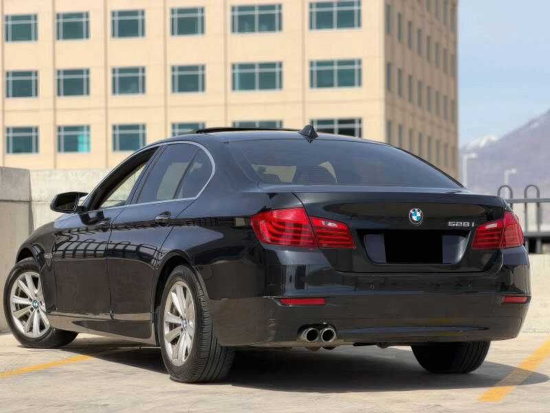 2015 BMW 5 Series 528i