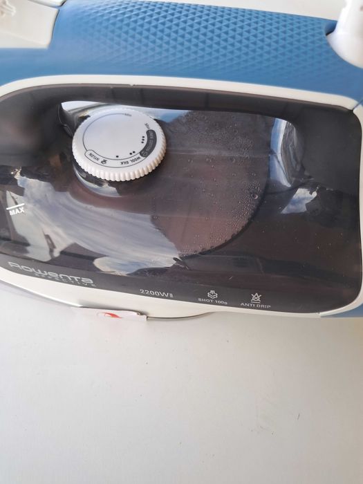 Żelazko parowe Rowenta Effective