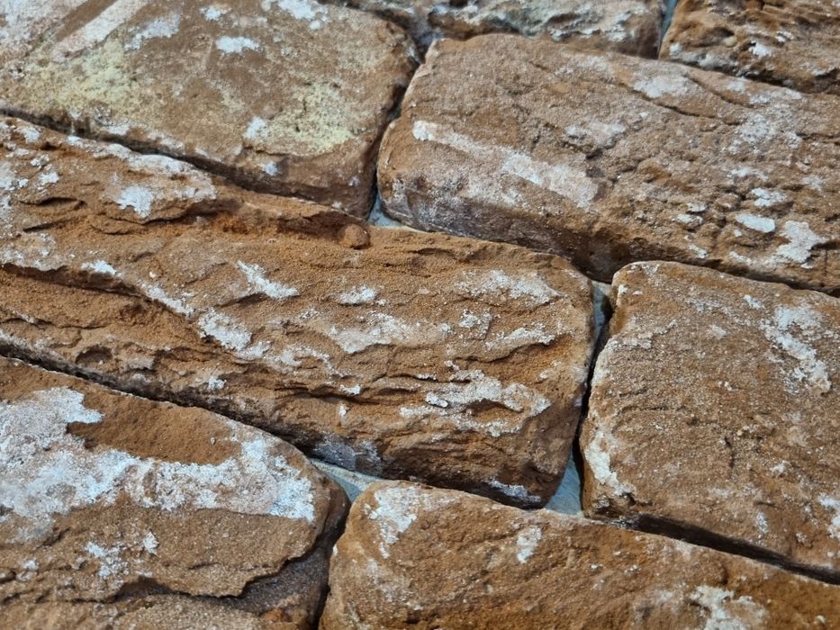 Cegła cięta cegiełki na ścianę 50 szt