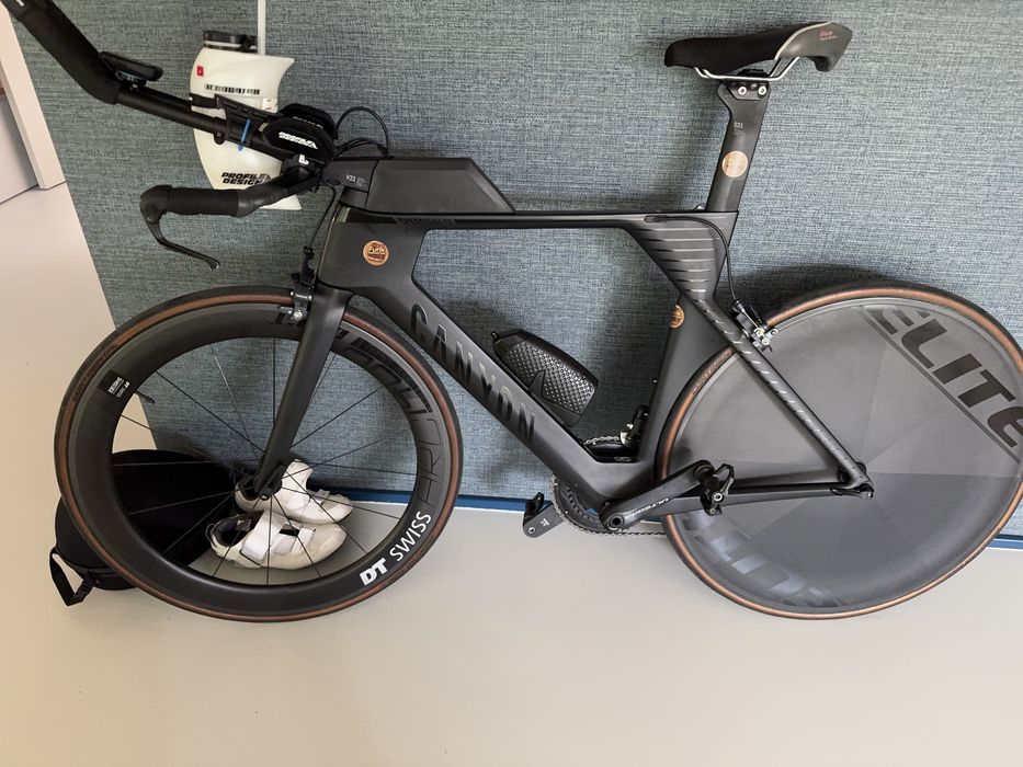 Na sprzedaz wypasiony Canyon Speedmax CF di2 , czasowy