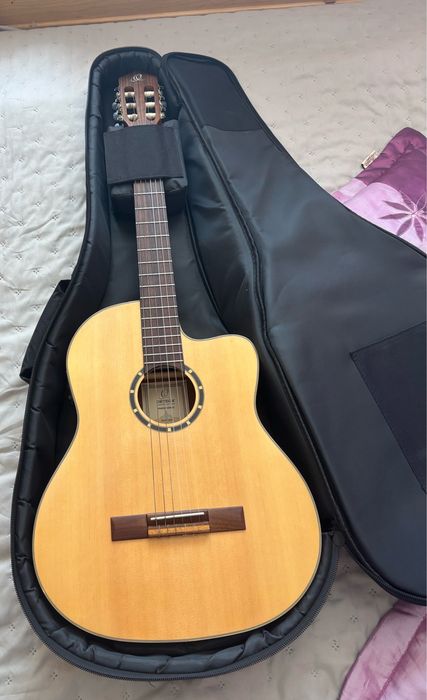 Gitara elektroklasyczna Ortega RCE 125 SN
