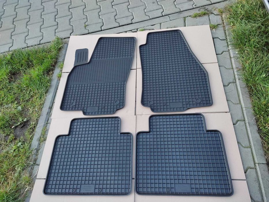 NOWE Dywaniki samochodowe gumowe FORD MONDEO MK4 od 2007r dopasowane korytka korytko korytkowe