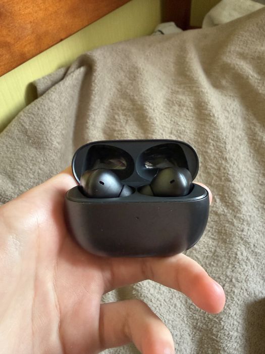 Навушники Xiaomi Redmi Buds 4 Pro б/в з Hi-Res Audio Повний набір