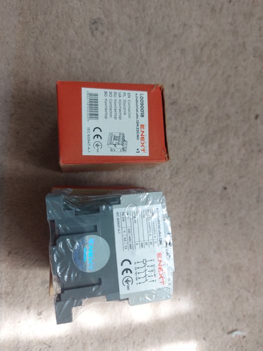 Продам контактор 12 А