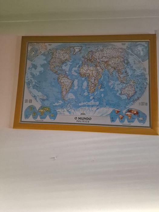 Quadro com planisfério64752245219458120