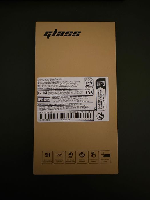 Sprzedam szkło hartowane do iPhone 16 / 17 Pro Max