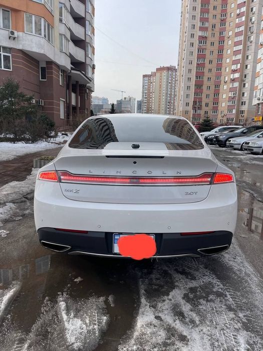 Оренда авто Lincoln