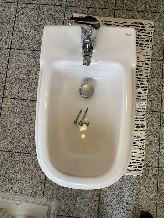 Bidé da Roca com misturadora