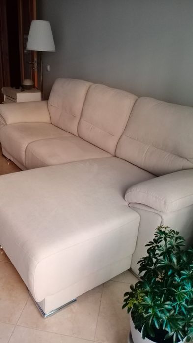 Sofá côr bege como nova