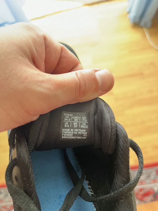 Продам кросовки Asics gel-kayano 30