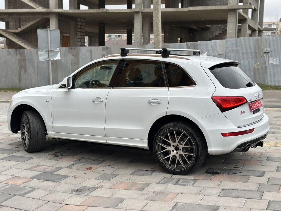 Продам Audi Q5 2015