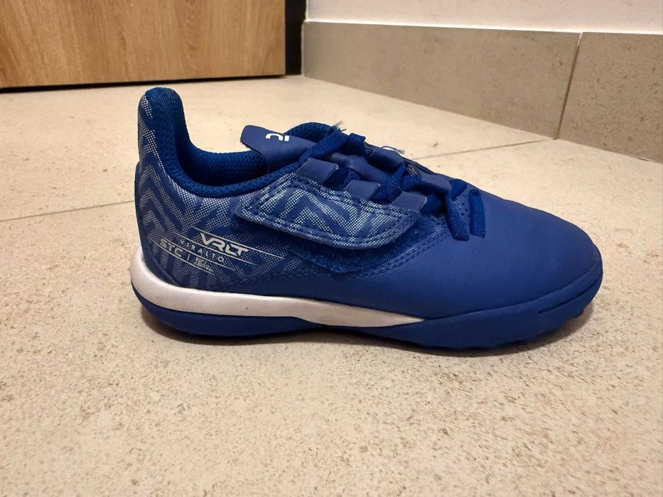 Buty piłkarskie turfy Kipsta Viralto I r. 28 (orlik / rzep)