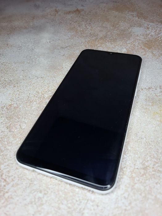 Телефон Samsung A30s б/у