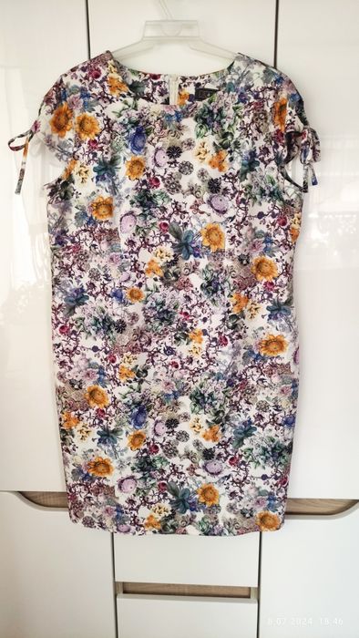 Sukienka damska wizytowa r 48 50 kwiatowy print