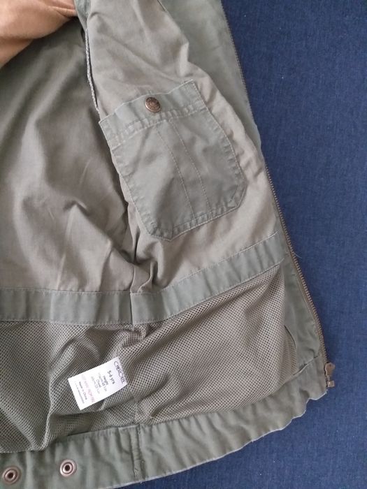 Куртка на мальчика 5-8лет.