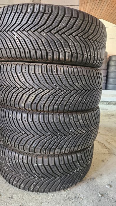 : Michelin CrossClimate 2 SUV 235/50 R19