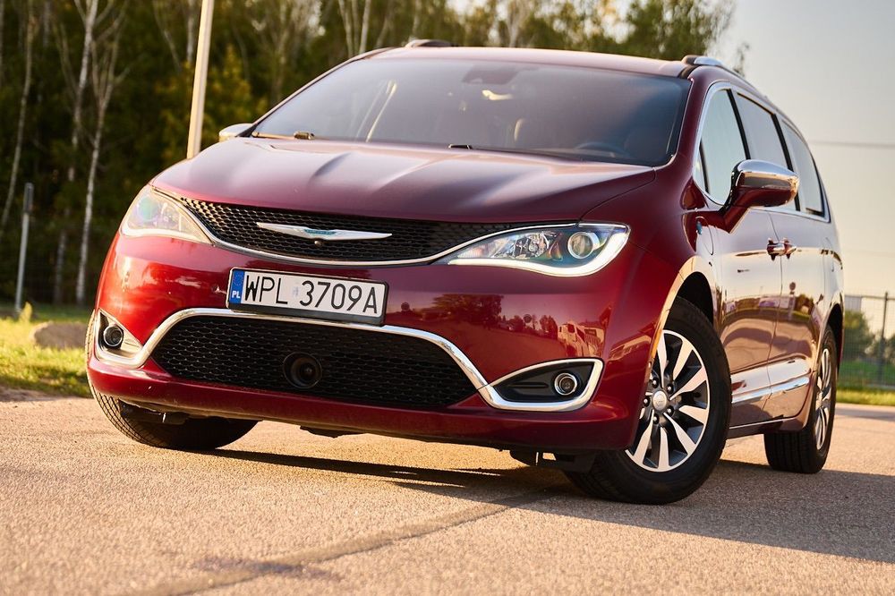 Chrysler Pacifica 3.6 V6 292KM Hybrid Plug-IN Limited • Kamera 360  • DVD • Zarej w PL