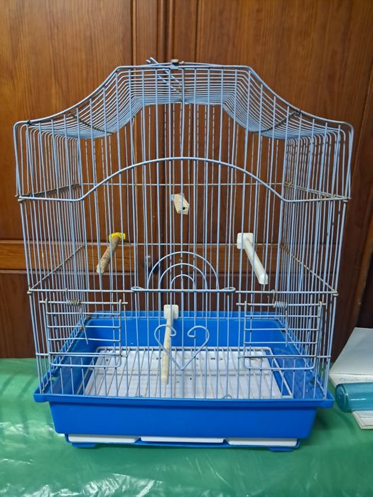 Vendo.   gaiolas