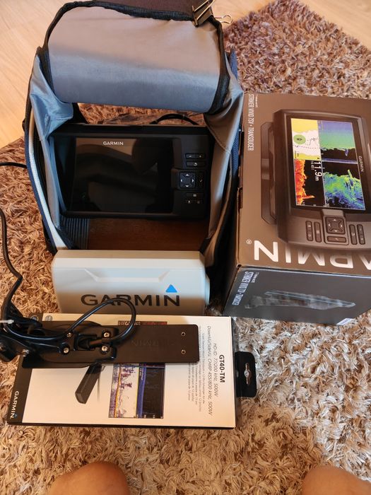 Garmin Striker vivid 7sv GT40