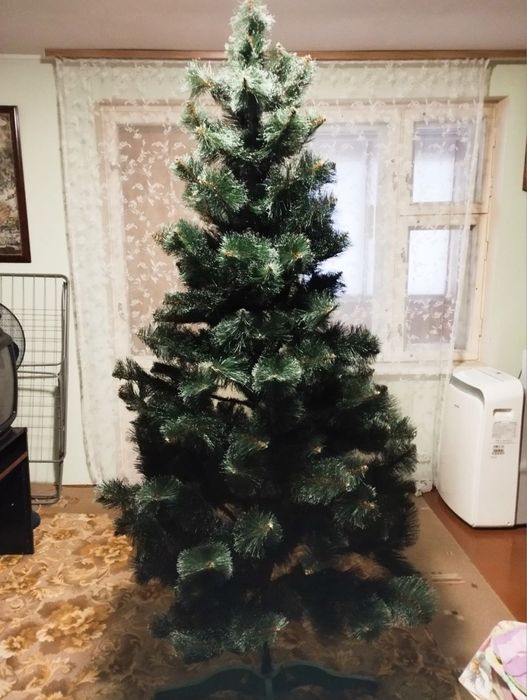 Новорічна ялинка