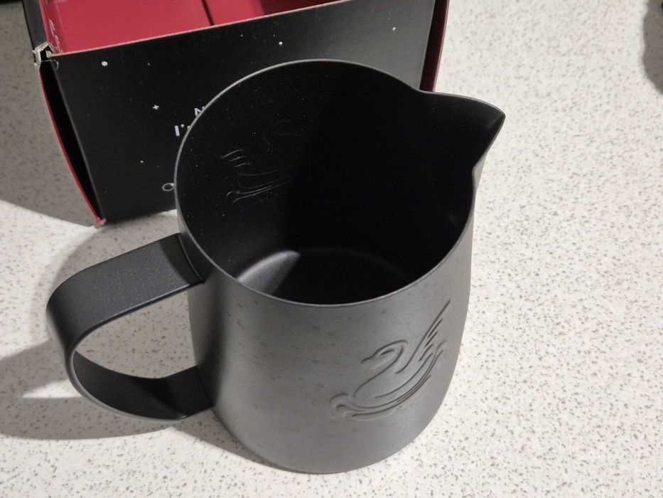 Dzbanki do Latte Art - JibbiJug Sharp Spout