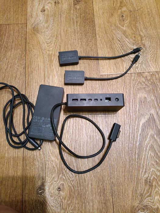 Док- станция Microsoft