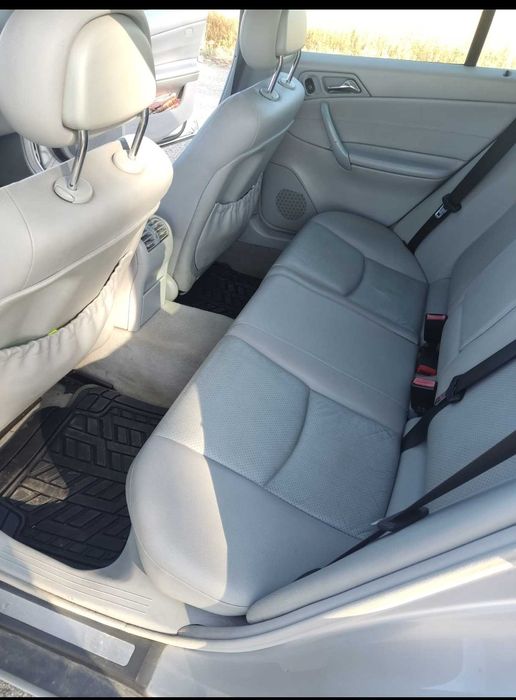 Mercedes Benz classe c220 CC 2143