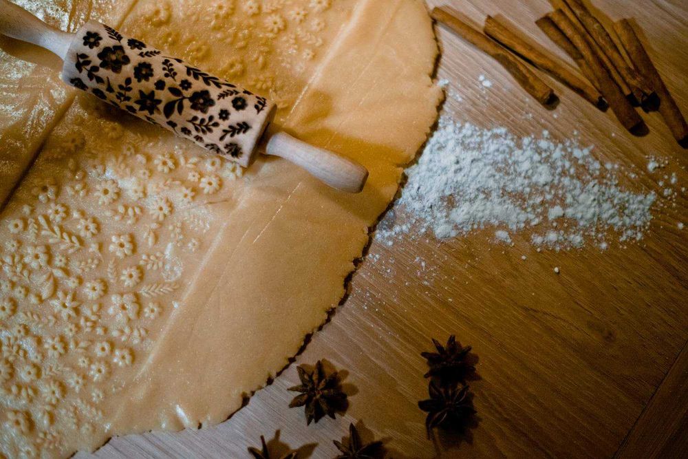 Mały Głęboki Wałek do wypieków – Tematyka Kwiatowa