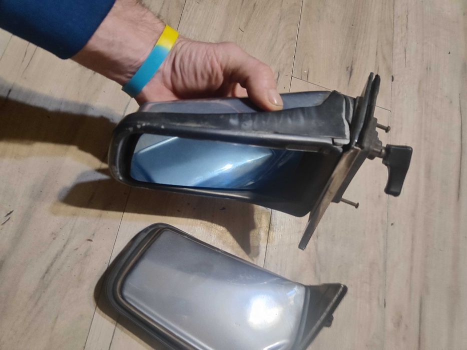 Продам зеркала универсальные BMW Mercedes