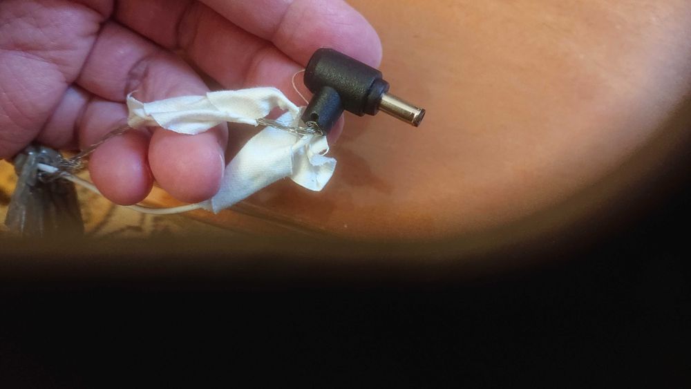 Зарядное устройство для ноутбука, 19 v, 2.37 a.