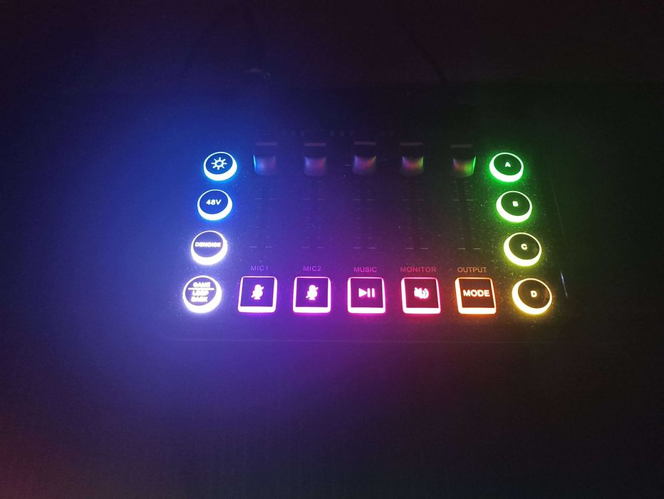 Продам Студийный Микрофон+микшер+пантограф (только комплектом)