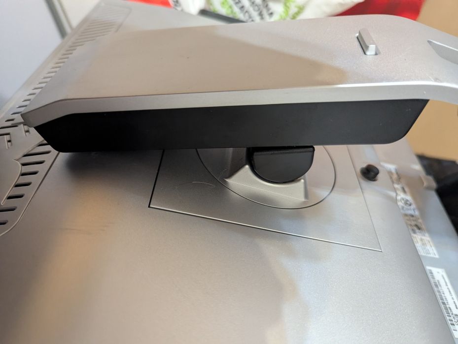 Monitor Dell uszkodzony