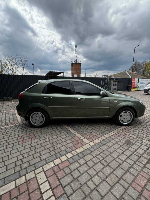 Chevrolet Lacetti Hatchback 1.8 ГБО4.