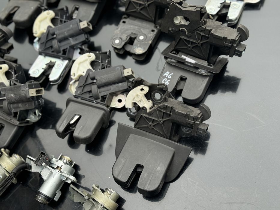 Замок багажника Audi a6 c6 замок ауді а4 б7 багажника Q7