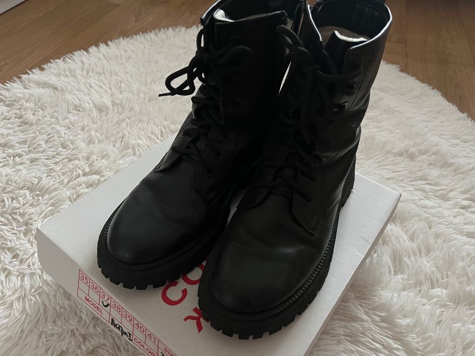 Шкіряні жіночі зимові черевики, хутро натуральне, розмір 40