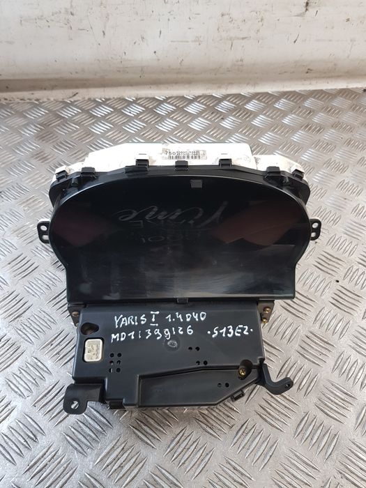 Licznik 83800-52640 Toyota Yaris I 1.4 D4D 01R-
