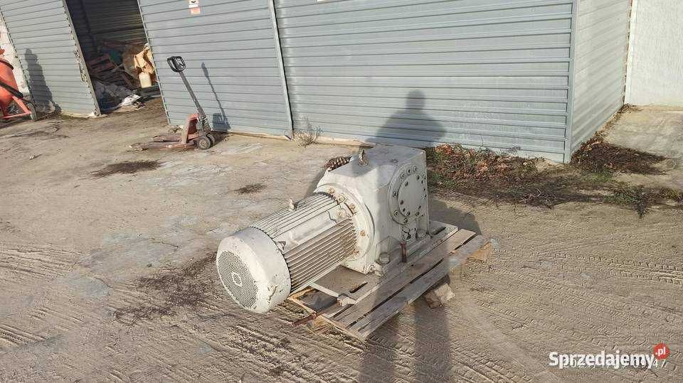 motoreduktor przekładnia SEW-EURODRIVE 45kW 1400/110 LIGNUM