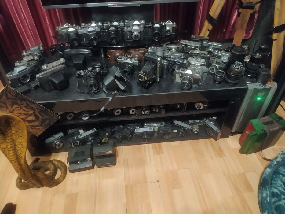 Колекція ретрокамер, відеокамер