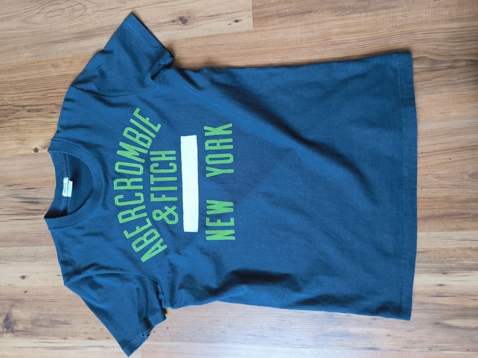 Abercrombie & Fitch t-shirt męski S muscle fit z nadrukiem granatowy