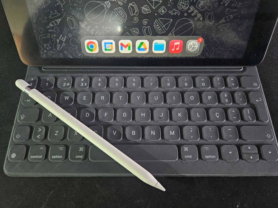 ipad 9, 64gb + extras