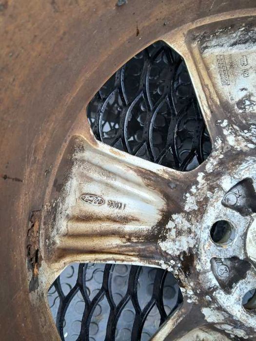 Диск литой R18 / 5x108 J7.5 52.5ET DIA63.4 (б/у) ford