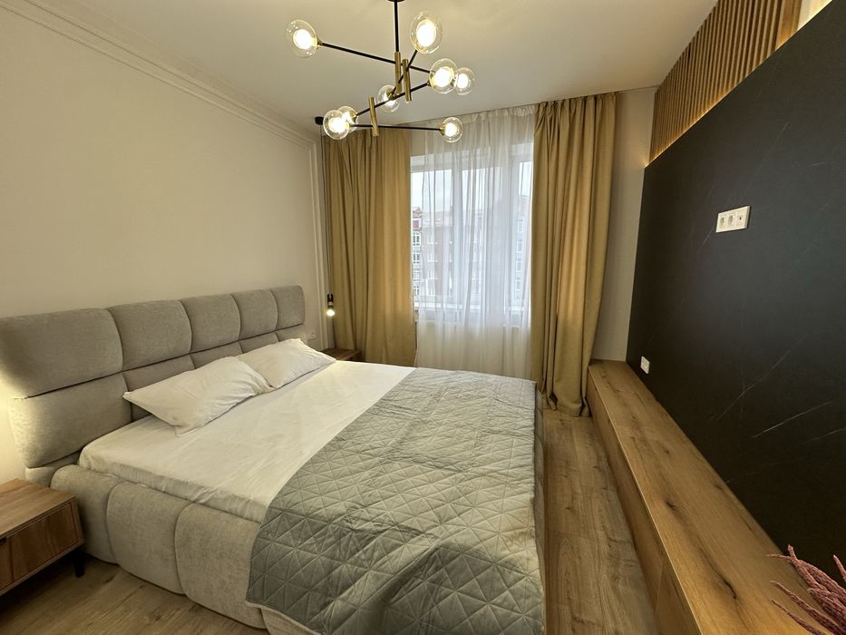 Продам 2 км за функціоналом 3 км з сучасним ремонтом ще ніхто не жив